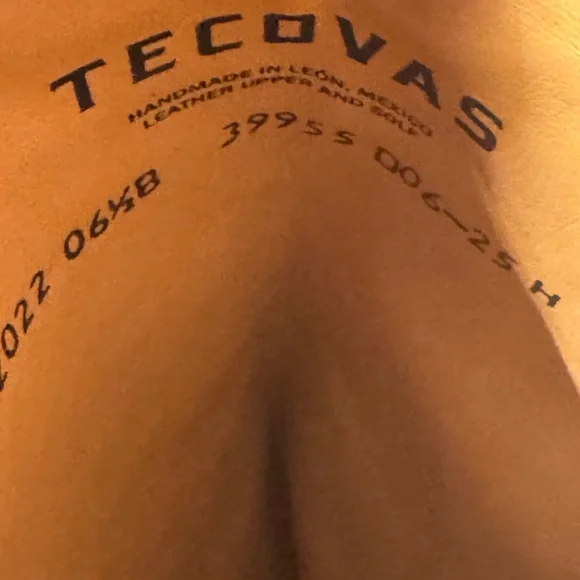 Tecovas The Abby Suede Sienna - Picture 6 of 8